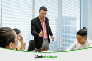 Lee más sobre el artículo Reglamento interno de trabajo: qué debe incluir y cómo actualizarlo con la reforma laboral